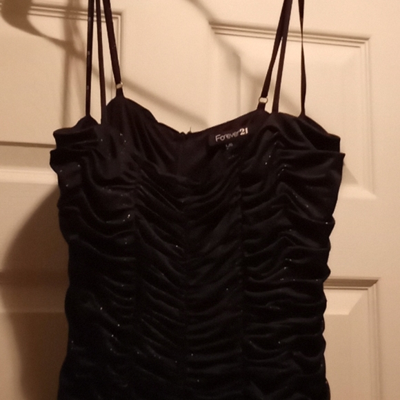 Ruched cami dress with gold glitter - Picture 2 of 6